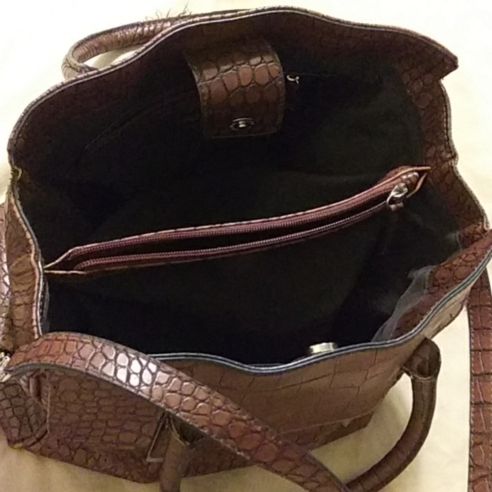 Purse - Picture 4 of 5